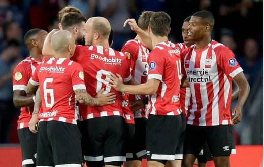 在这种背景 在这种背景